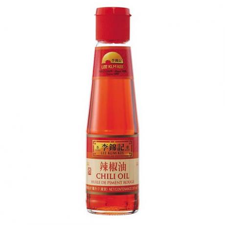 Ulei iute cu chilli 207 ml - Lee Kum Kee